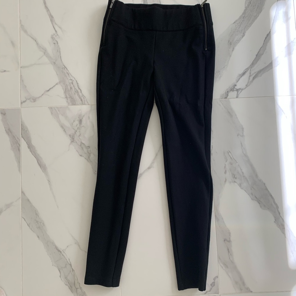 Zara leggings with zipper details